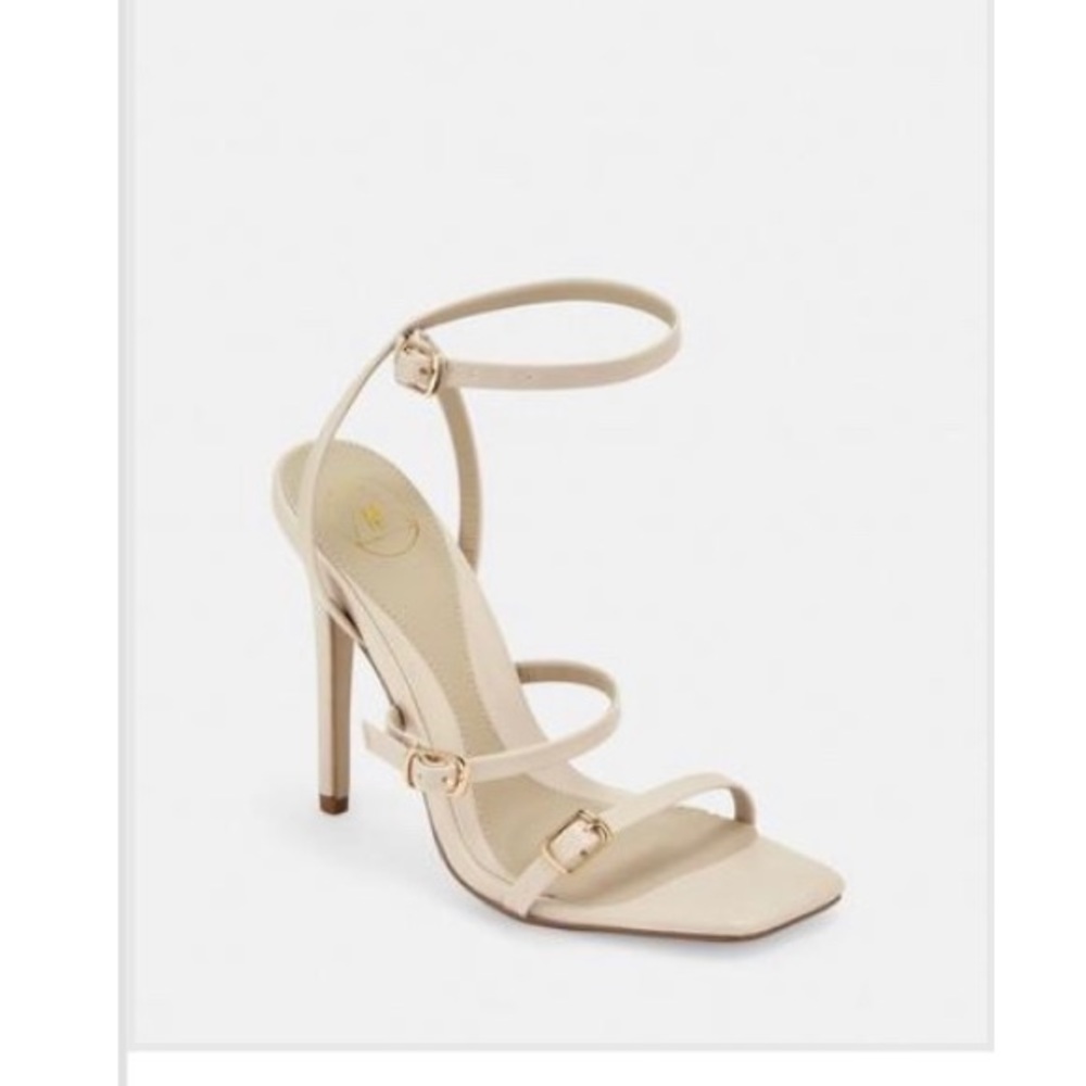Women’s Missguided strappy sandals size 9